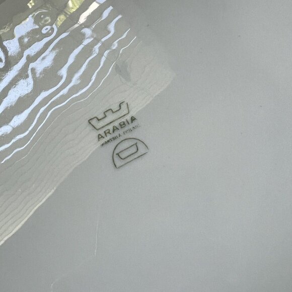 Arabia Finland White Dish Shallow Round With Handles Contemporary Serving - Picture 10 of 10